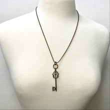 Load image into Gallery viewer, SAVANNAH Necklace

