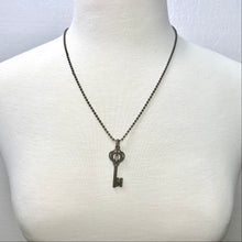 Load image into Gallery viewer, CHARLESTON Necklace
