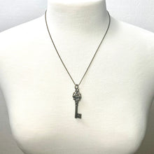 Load image into Gallery viewer, WILLIANSBURG Necklace
